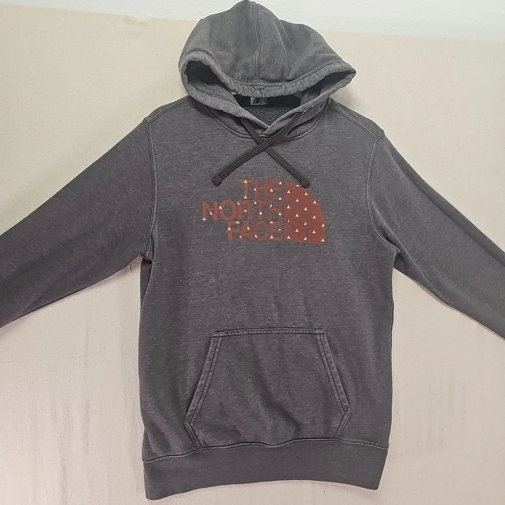 The North Face Men's Small Gray Half Dome Tent Graphic Pullover Hoodie Camping - Picture 2 of 9